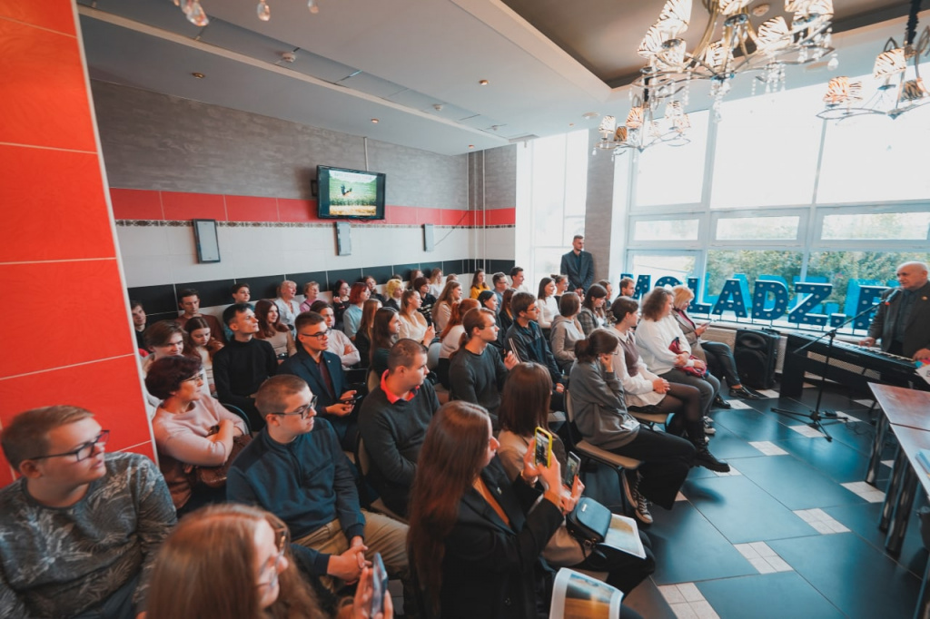 photo_2022-09-21_18-37-35 (2).jpg