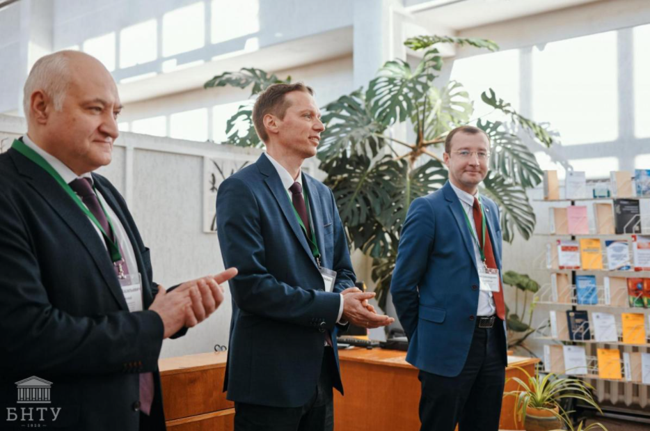 Opera Снимок_2022-03-23_163106_times.bntu.by.png