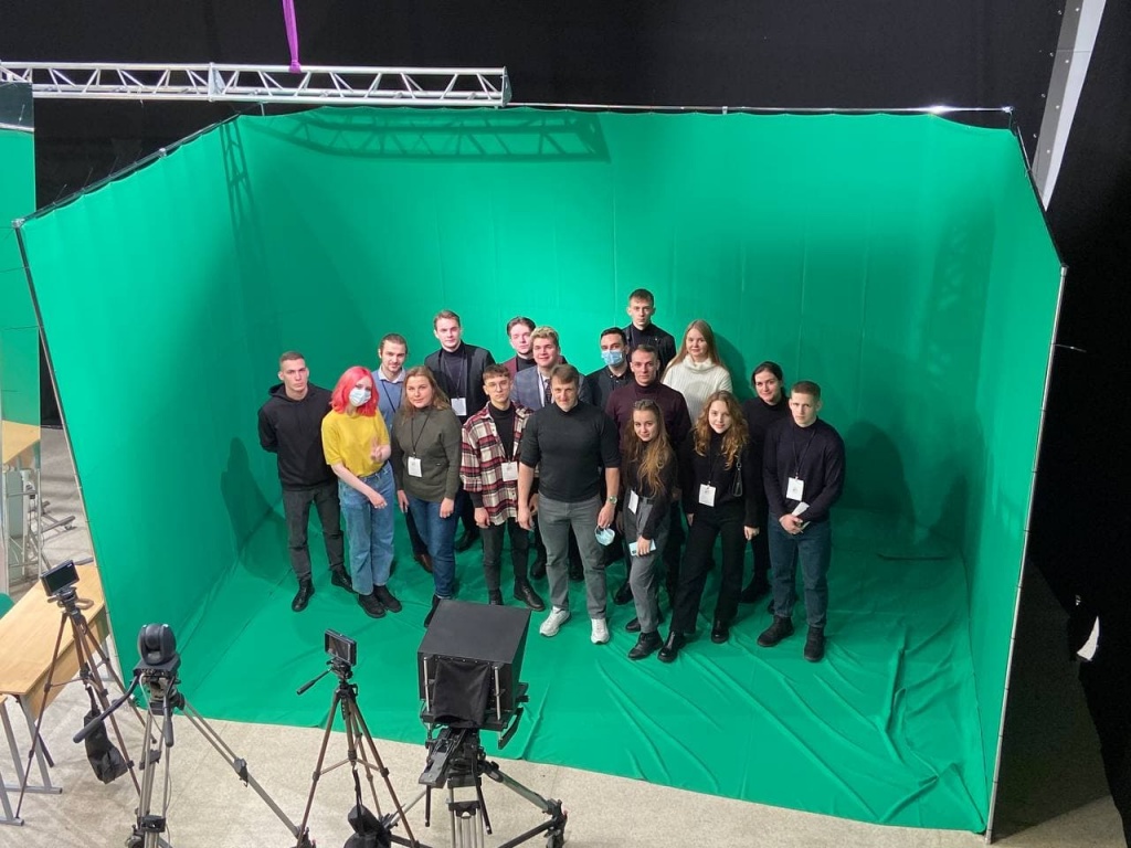 Члены ОРСС в Белорусско-Китайском медиацентре